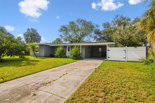 520 Fairfax Ln, APOLLO BEACH, FL, 33572-2505 | Card Image