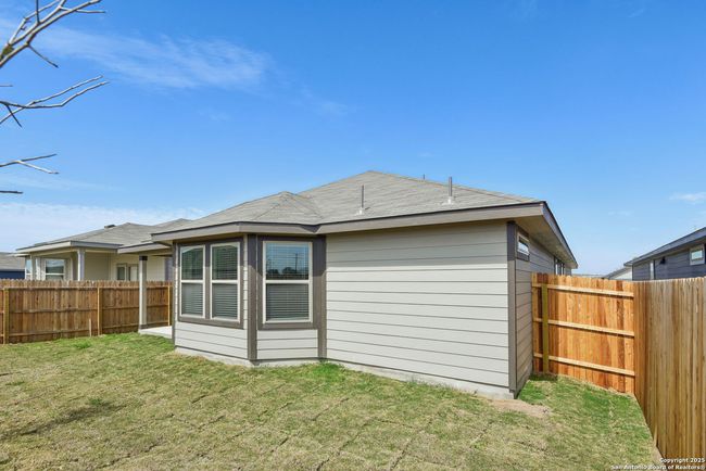 9626 Grand Via Blvd, House other with 3 bedrooms, 2 bathrooms and null parking in Converse TX | Image 45