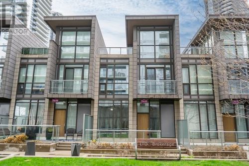 th12-121 Mcmahon Dr, North York, ON, M2K0C1 | Card Image