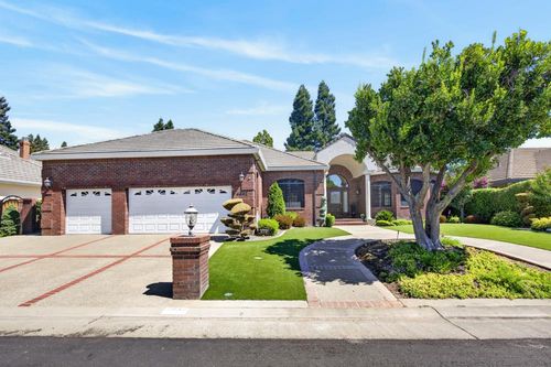 4932 Roselin Way, Elk Grove, CA, 95758 | Card Image