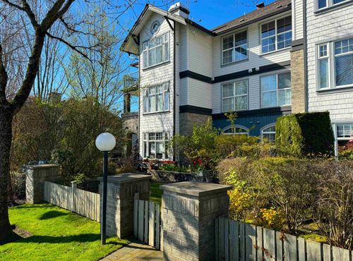 201-83 STAR CRESCENT, New Westminster, BC, V3M6X8 | Card Image