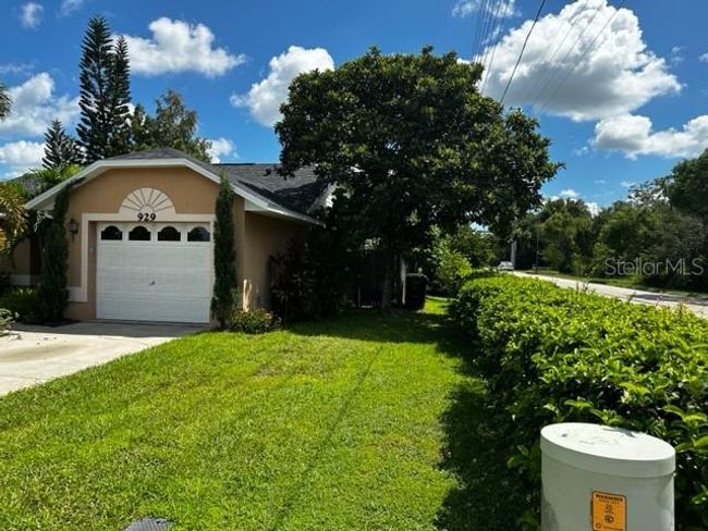 929 Robinson Avenue, House other with 3 bedrooms, 2 bathrooms and null parking in Saint Cloud FL | Image 3