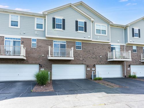 2807 Henley Ln, Naperville, IL, 60540-1955 | Card Image