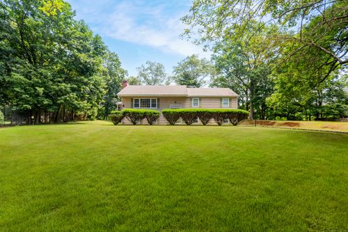 3 Parsell Ln, Westport, CT, 06880-5632 | Card Image