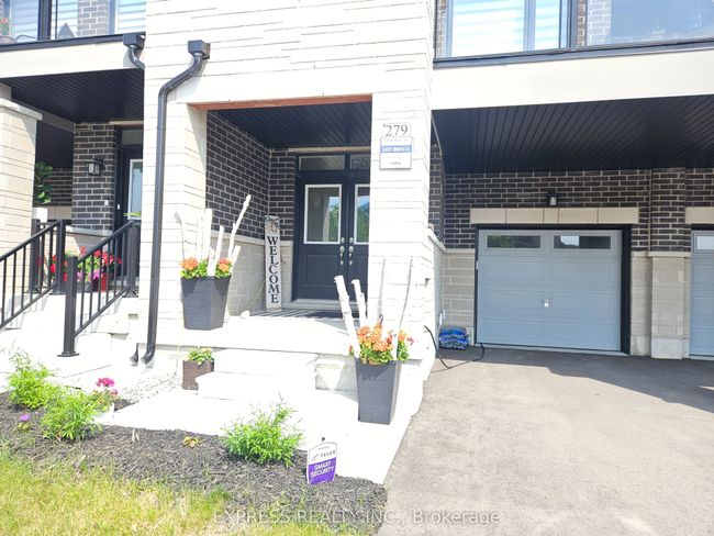 279 Moody Dr, House attached with 3 bedrooms, 3 bathrooms and 2 parking in Kleinburg ON | Image 4