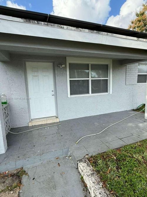 2981-2981 Nw 173rd Ter, Miami Gardens, FL, 33056-4028 | Card Image