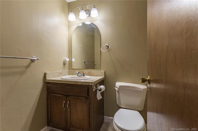 1 - 1 Oak Forest Dr, Condo with 3 bedrooms, 1 bathrooms and 2 parking in Manchester CT | Image 21