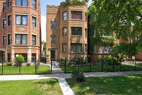 8111 S Langley Avenue, Chicago, IL, 60619 | Card Image