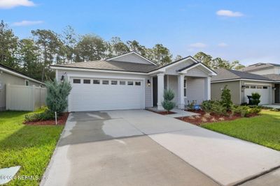 86625 Nassau Crossing Way, House other with 4 bedrooms, 2 bathrooms and null parking in Yulee FL | Image 2