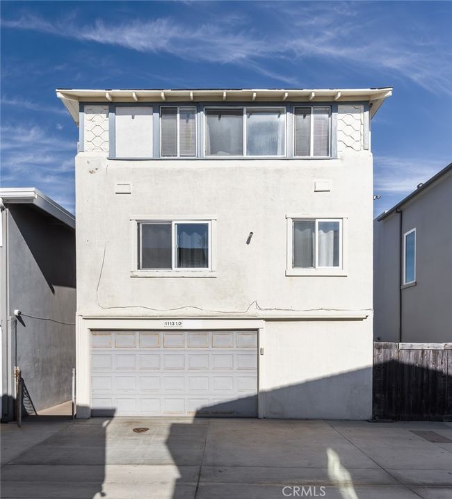 1113 W Balboa Blvd, House other with 6 bedrooms, 4 bathrooms and 2 parking in Newport Beach CA | Image 32