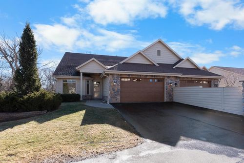 51-W126N7852 Riverview Lane, Menomonee Falls, WI, 53051 | Card Image
