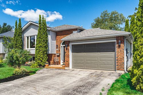 4 Mapleton Ave, Barrie, ON, L4N7M2 | Card Image