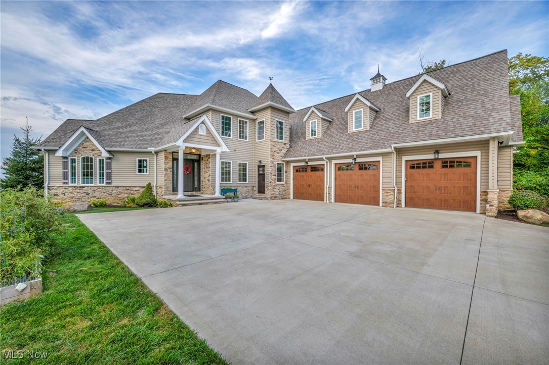 Jordan Dr, Mentor, OH 44060