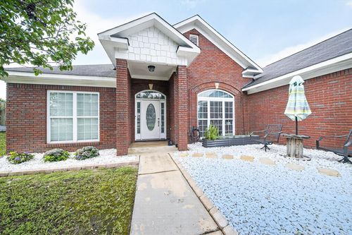 409 Lee Road 2141, Phenix City, AL, 36870-3901 | Card Image