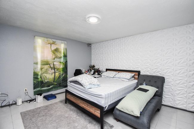 2469 - 12469 Sharpview Dr, House attached with 2 bedrooms, 2 bathrooms and null parking in Houston TX | Image 12