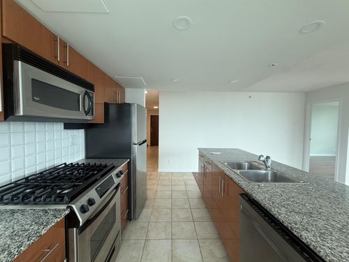 1206-188 E Espl, North Vancouver, BC, V7L4Y1 | Card Image