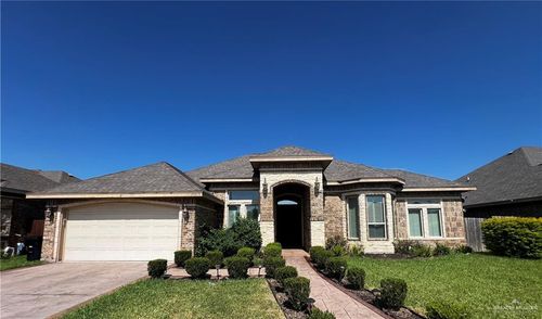 10210 N 28th Ln, McAllen, TX, 78504-6385 | Card Image