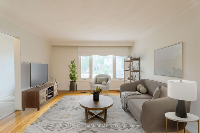 40 Claremore Ave, House other with 3 bedrooms, 2 bathrooms and 3 parking in Scarborough ON | Image 4