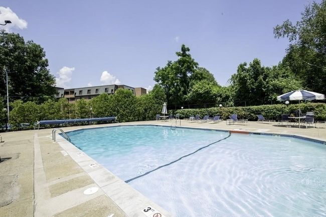 APT-2P - 406 Paradise Rd, Condo with 2 bedrooms, 2 bathrooms and 2 parking in Swampscott MA | Image 21