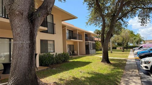 apt-91-5855 Washington St, Hollywood, FL, 33023-7420 | Card Image