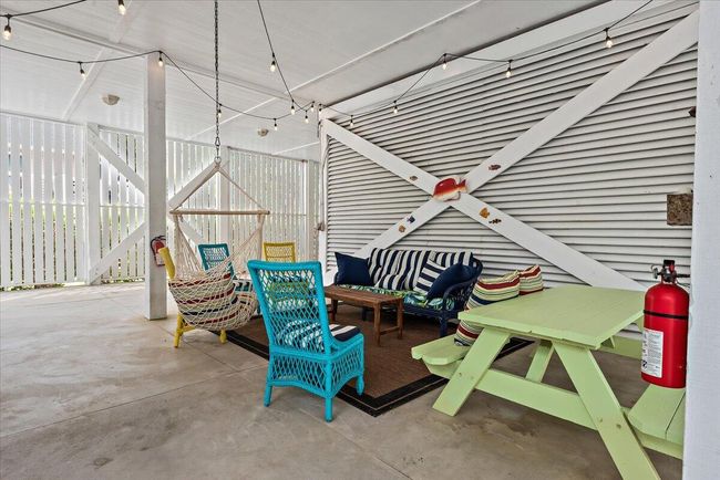 1604 Jungle Road | Image 37