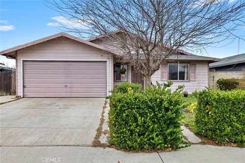 803 Gomes Dr, Firebaugh, CA, 93622-2719 | Card Image