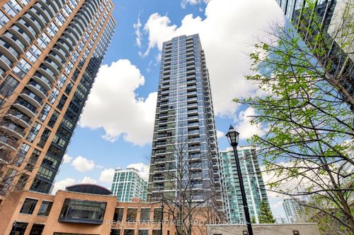402-23 Sheppard Ave E, North York, ON, M2N0C8 | Card Image