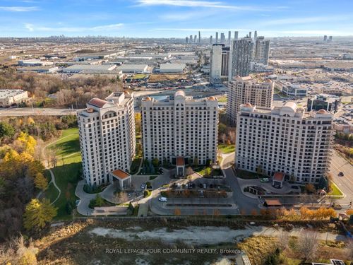402-9245 Jane St, Vaughan, ON, L6A0J9 | Card Image