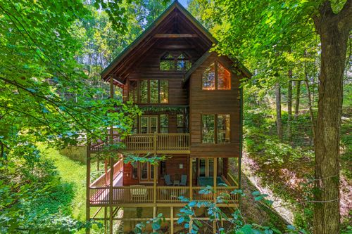 3179 Emerald Springs Loop, Sevierville, TN, 37862 | Card Image