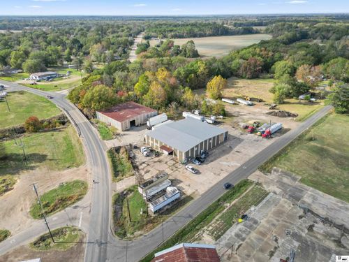 830 Carter St, Winnsboro, LA, 71295-2205 | Card Image