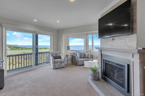 517 Fox Hill Dr, Baiting Hollow, NY, 11933-9510 | Card Image