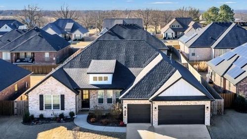 791 Brunello Cir, Tontitown, AR, 72762-7045 | Card Image