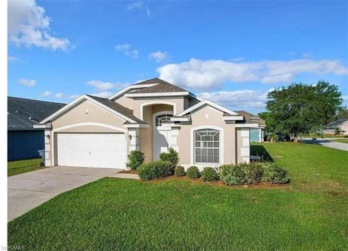407 Briarton Dr, DAVENPORT, FL, 33897-5910 | Card Image