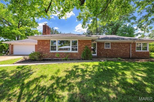 1401 Norman Pl, Saint Louis, MO, 63122-1641 | Card Image