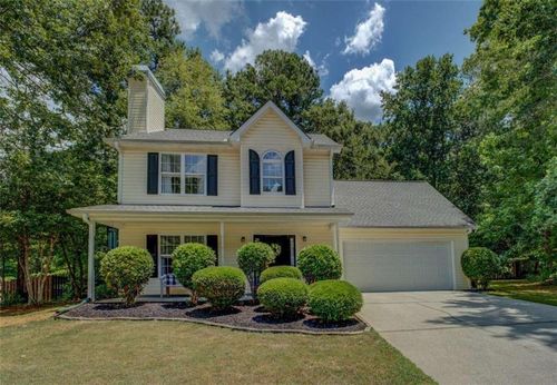 530 Windermere Dr, Loganville, GA, 30052-4632 | Card Image