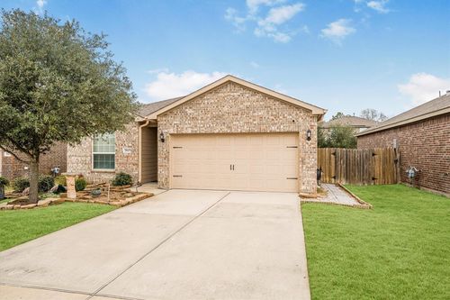 7615 Square Garden Ln, Conroe, TX, 77304-1988 | Card Image