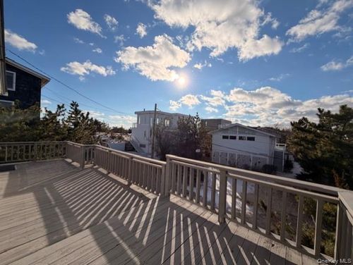 409a Dune Rd, Westhampton Beach, NY, 11978-2944 | Card Image