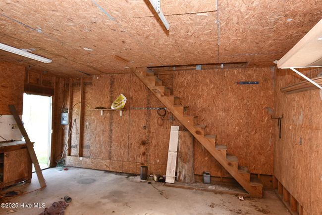 Garage | Image 23