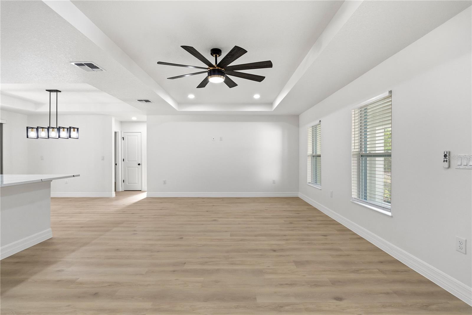 Residential in WEEKI WACHEE 4