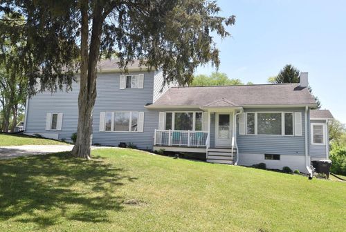 11811 213th Avenue, Bristol, WI, 53104 | Card Image