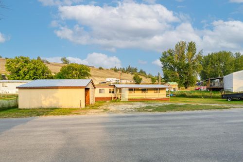 320 Central Ave, Eureka, MT, 59917-9473 | Card Image