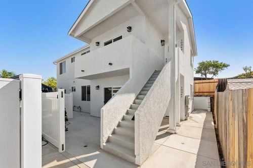 10349 Lipscomb Dr, San Diego, CA, 92126-3702 | Card Image