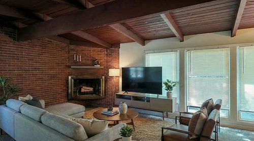 335 Oakwood St, Park Forest, IL, 60466-2161 | Card Image