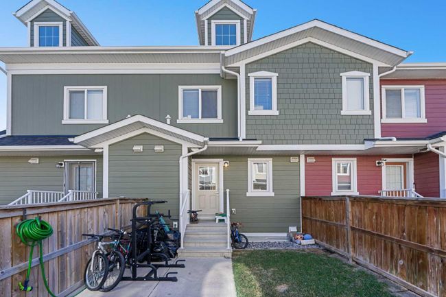 510 Auburn Bay Circle Se, Home with 2 bedrooms, 2 bathrooms and 1 parking in Calgary AB | Image 2