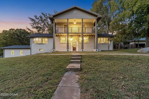 2829 W Ellison Dr, Springfield, MO, 65810-2106 | Card Image