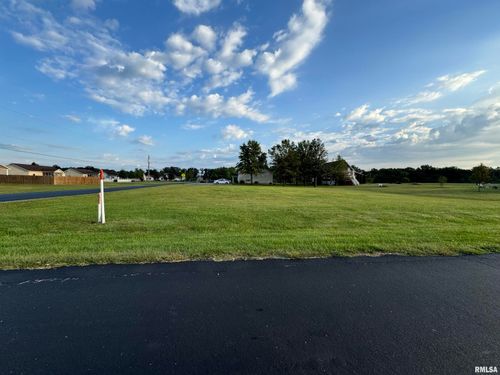 000 Indian Trail Dr, Pinckneyville, IL, 62274 | Card Image