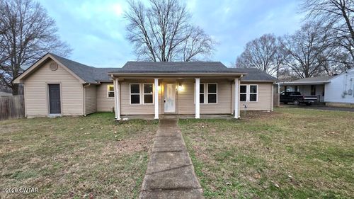 456 Galbraith Ave, Henderson, TN, 38340-1620 | Card Image