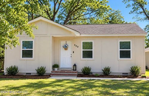 520 E Circle Dr, Clarksdale, MS, 38614-2620 | Card Image