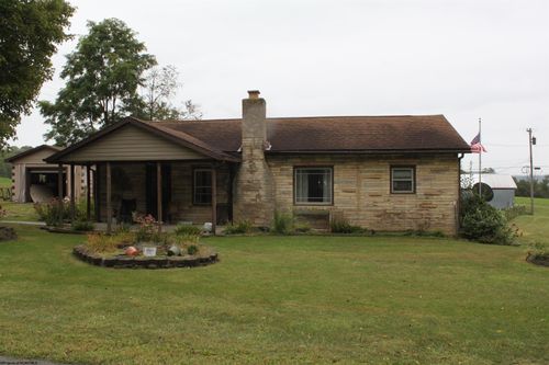 6776 Point Mountain Rd, Webster Springs, WV, 26288-8213 | Card Image