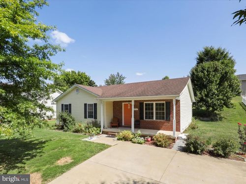 1114 Ashby St, FRONT ROYAL, VA, 22630-6439 | Card Image